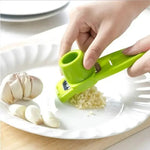1 Packung Mini-Knoblauchmühle, kreative Knoblauchpresse für die Küche, Knoblauchpüree, manuelles Knoblauchpüree, grüne Küchenhelfer - flohmarkt-deutschland.shop