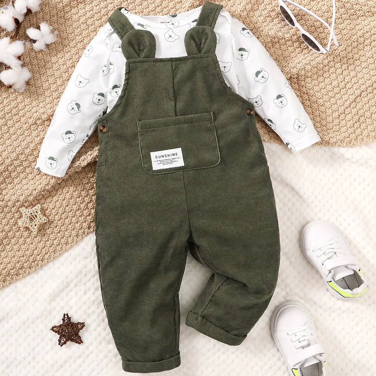 3-24 Monate Baby niedlichen kleinen Bären bedruckte Kleidung Set weiß lang ärmel ige Top grüne Riemen Hose Herbst Set für Kleinkind Mädchen - flohmarkt-deutschland.shop