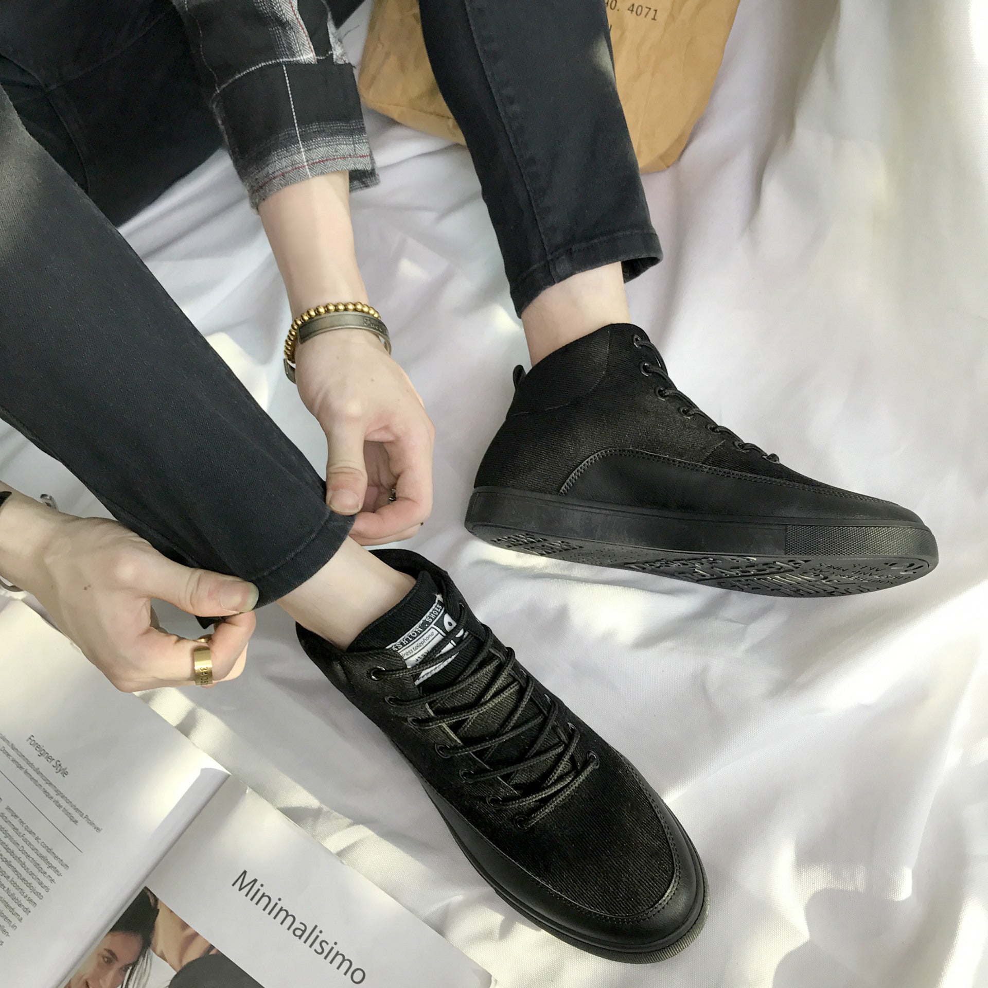 High-Top Sneakers, Sports Shoes, Casual Footwear
