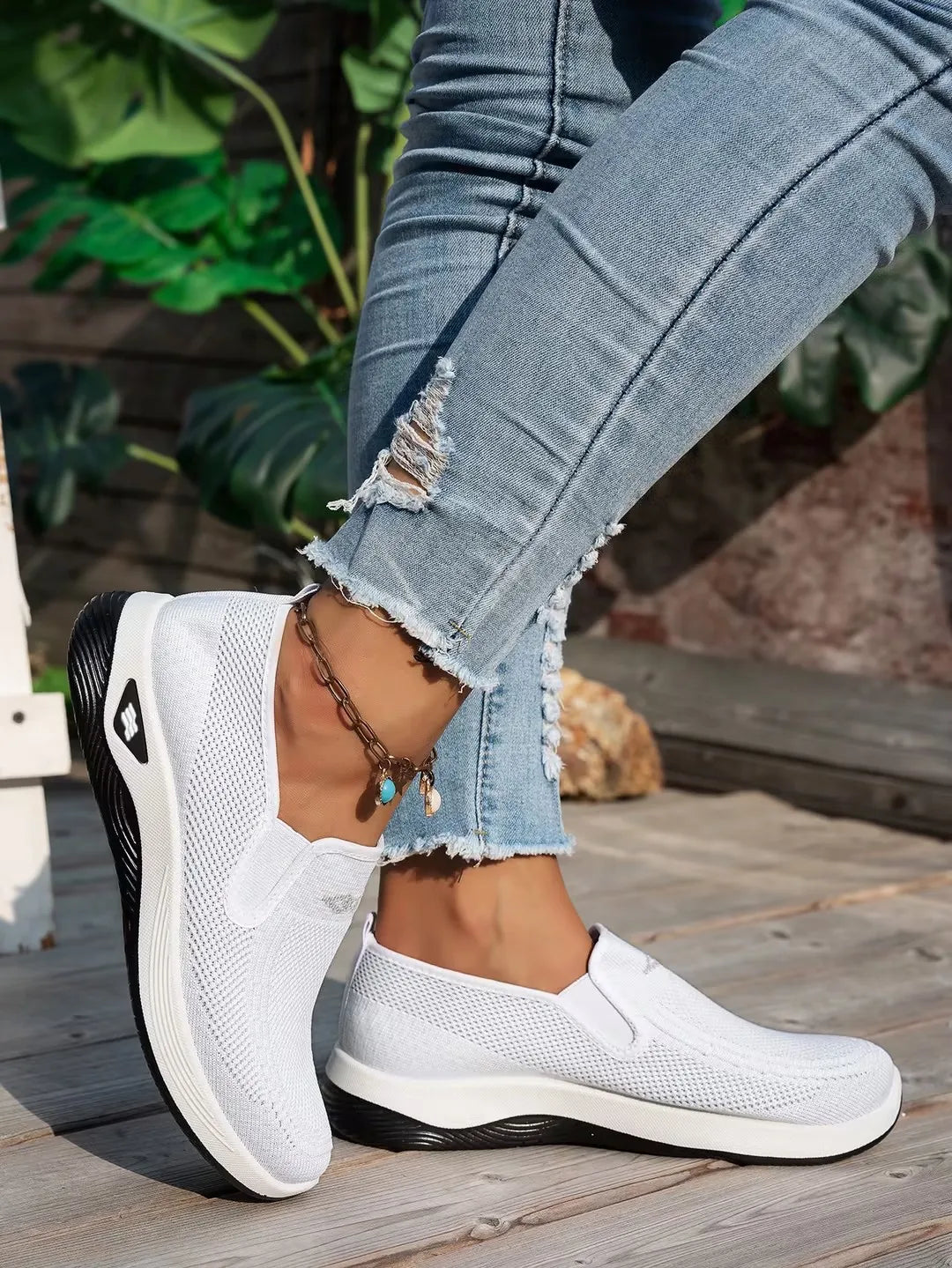 Women's shoes, 2026 summer casual, convenient and comfortable, fashionable single-color casual work shoes