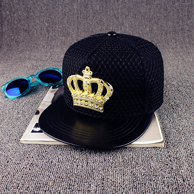 Baseball Cap with Crown Metal Logo for Hip Hop Style