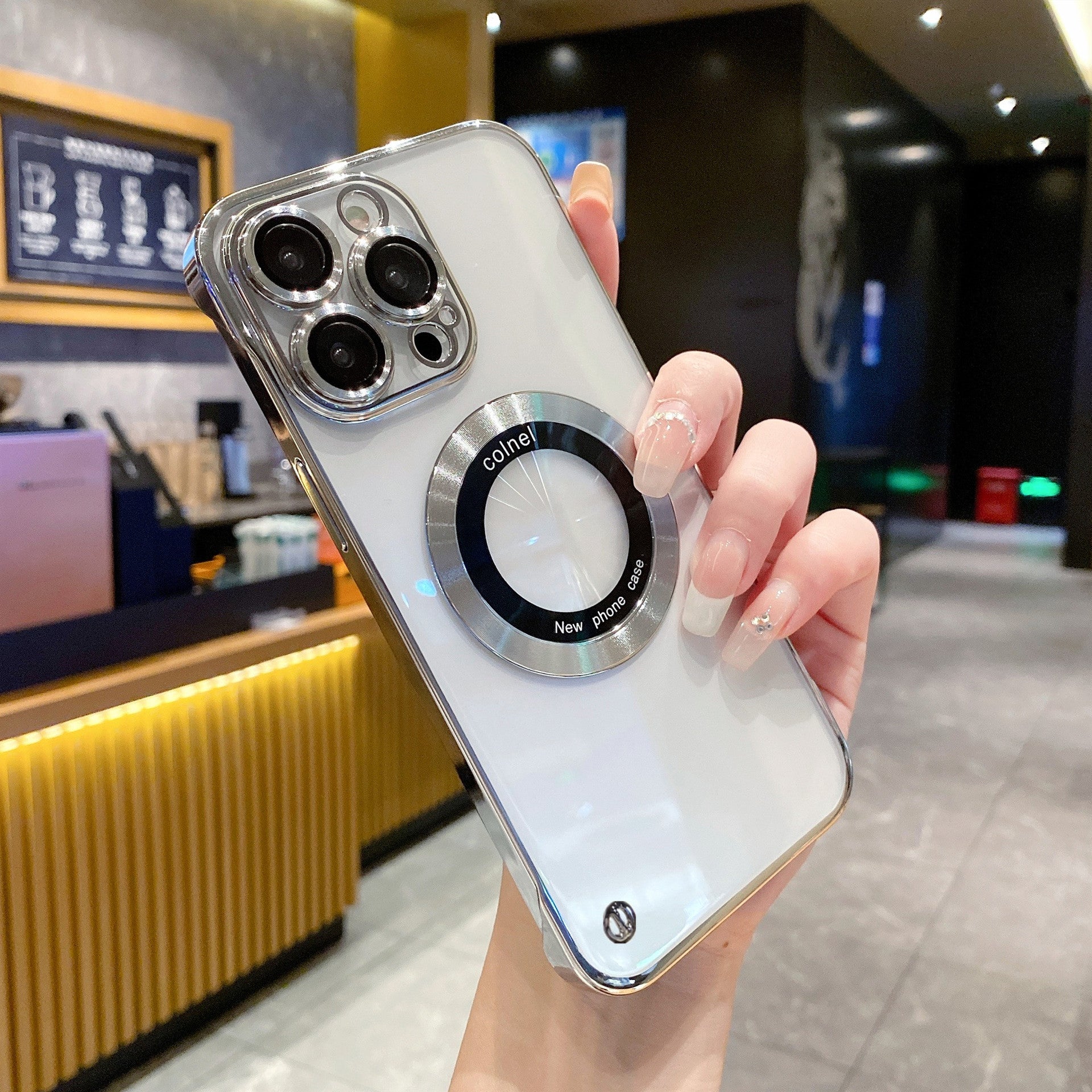 iPhone 15 Pro Max Borderless Magnetic Phone Case