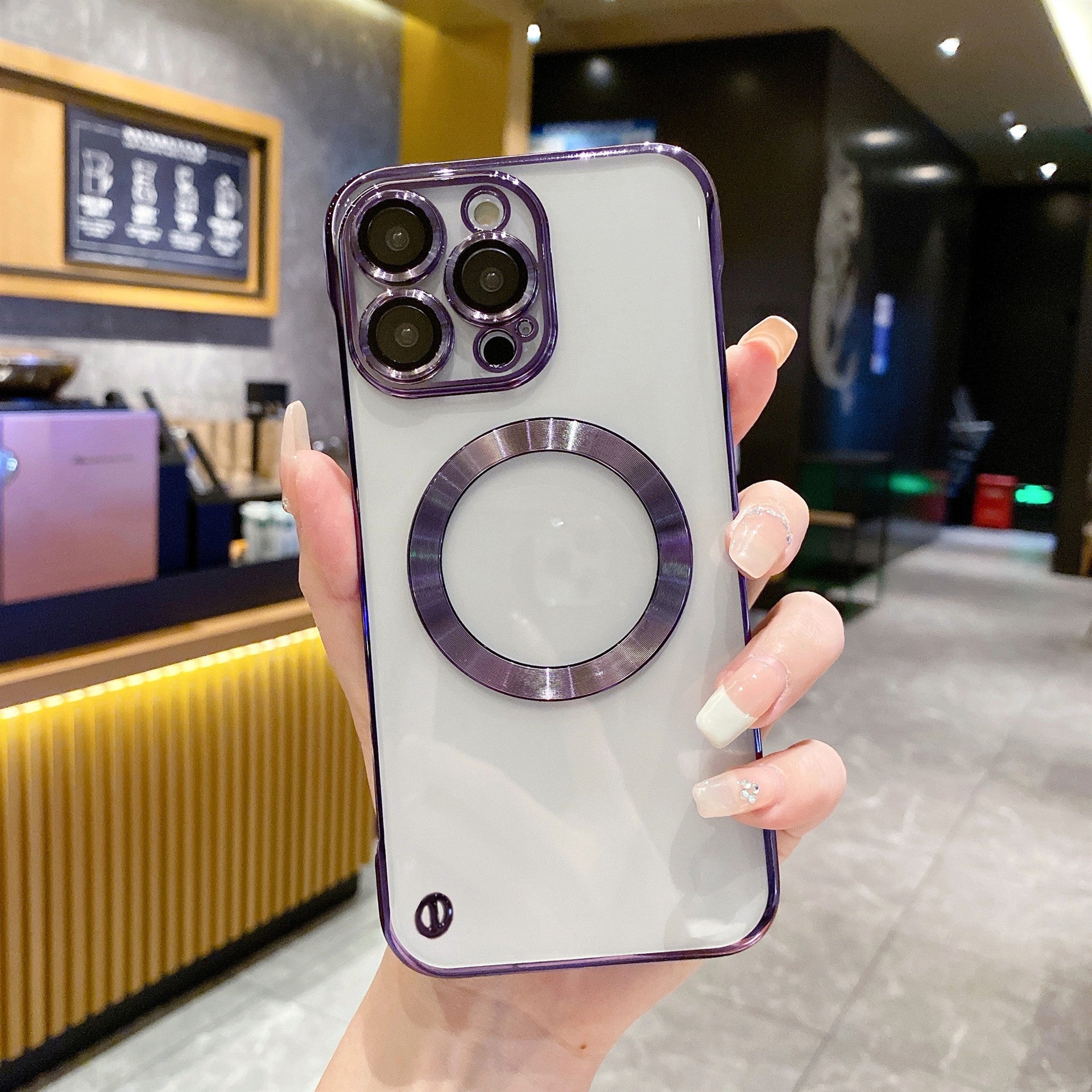 iPhone 15 Pro Max Borderless Magnetic Phone Case