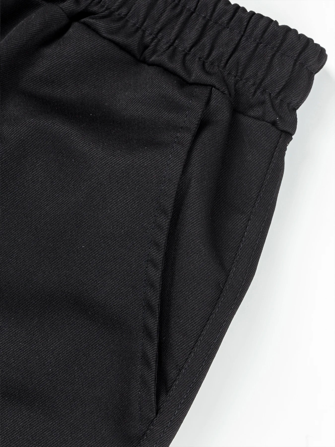 Herren-Freizeithose, locker geschnitten, stilvoll und trendig, hervorragende Qualität und erschwinglicher Preis, geeignet für Outdoor-Aktivitäten.