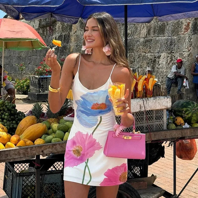 Mini Kleid Frauen Sommer Neue Weiße Mode Oansatz Streetwear Print Ärmelloses Kleid Strap Backless Beiläufige Dünne Elegante Kleid