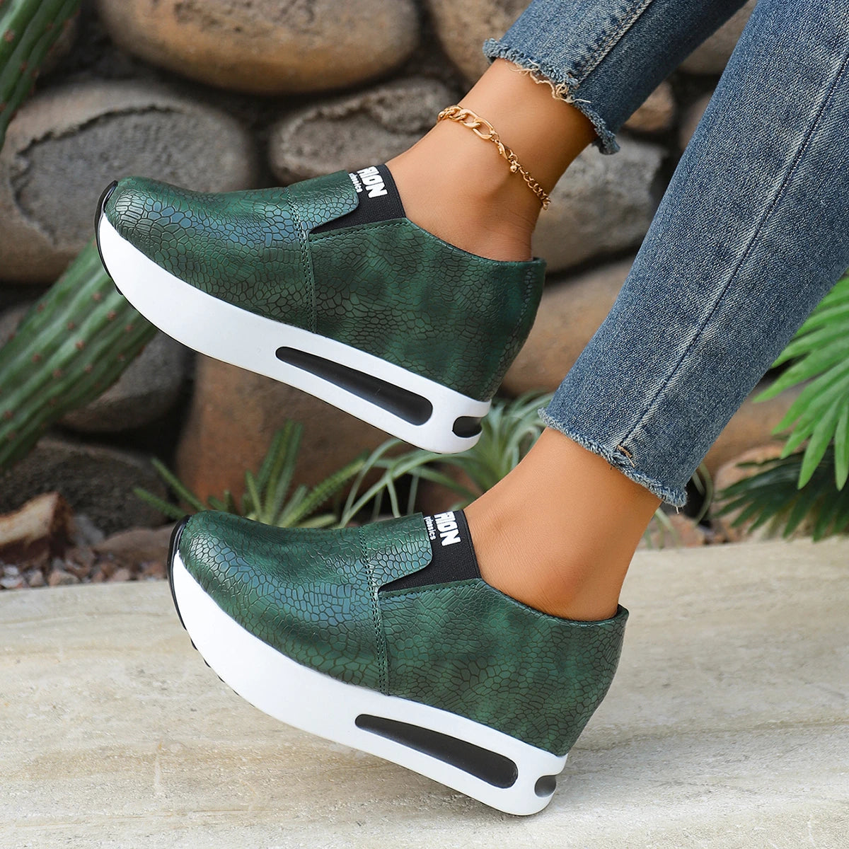 Damen-Sneaker für Frühling und Herbst, einfarbig, bequemer Plateau-Wanderschuh, leicht, rutschfest, dickbesohlt, Low-Top-Schuhe, Zapatillas