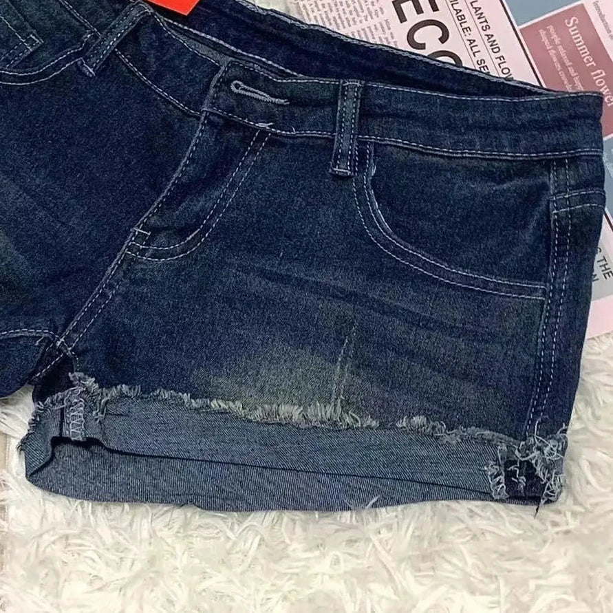 Denim-Shorts für Damen, niedrige Taille, dünn, mit Pelz gefüttert, Distressed, Vintage, würzig, Mädchen, amerikanischer Stil, sexy, dehnbar, Hüftwickel, schick