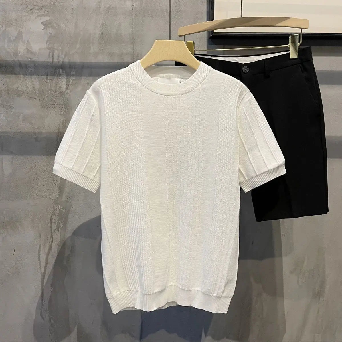 Kurzärmeliges T-Shirt für Herren Gestreiftes Häkel-Strickwaren Retro Einfarbiges Luxus-T-Shirt Schlankes Stylisches Frühling-Sommer Cooles Lässiges Hemd