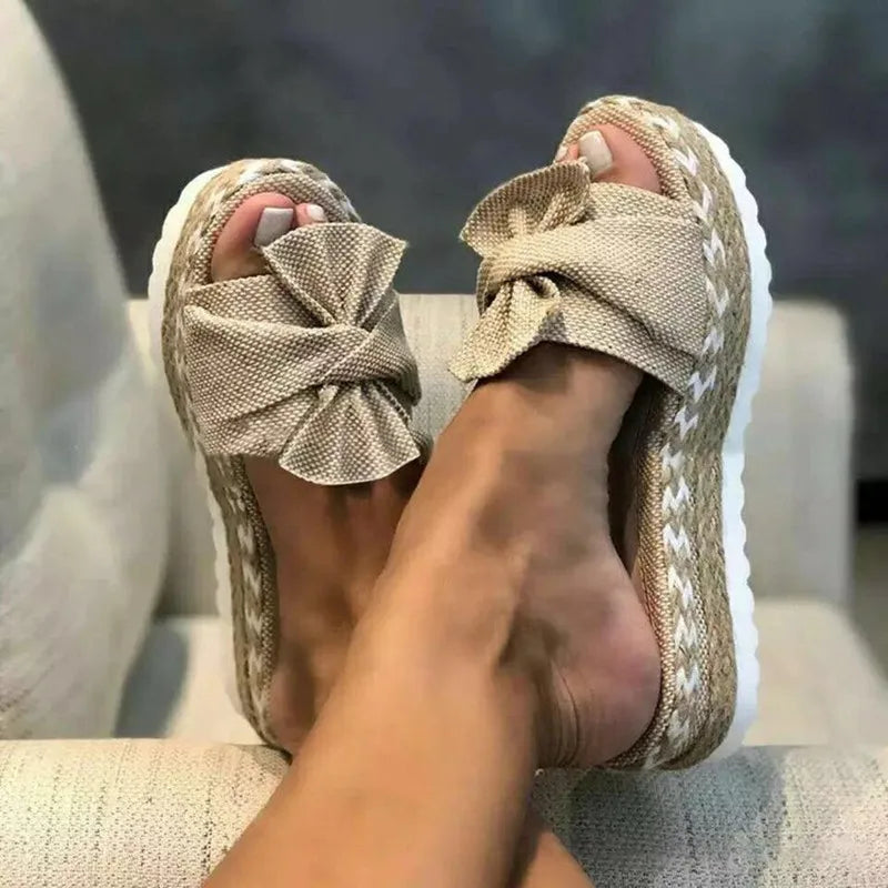 Mode Wildleder Bowkont Sandalen Frauen Keile Heels Licht Hausschuhe Plattform Casual Rutsche Sommer Elegante Damen Einfarbig Hausschuhe