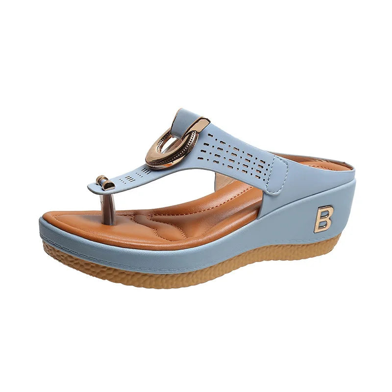 Sommer-Sandalen für Damen 2026: Bequeme Plateau-Keilsandalen und rutschfeste offene Pantoffeln in großen Größen