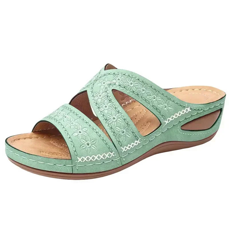 Sommer 2025, Damensandalen mit freiliegenden Zehen, Retro-Anti-Rutsch-Leder, lässige, modische, vielseitige Damensandalen