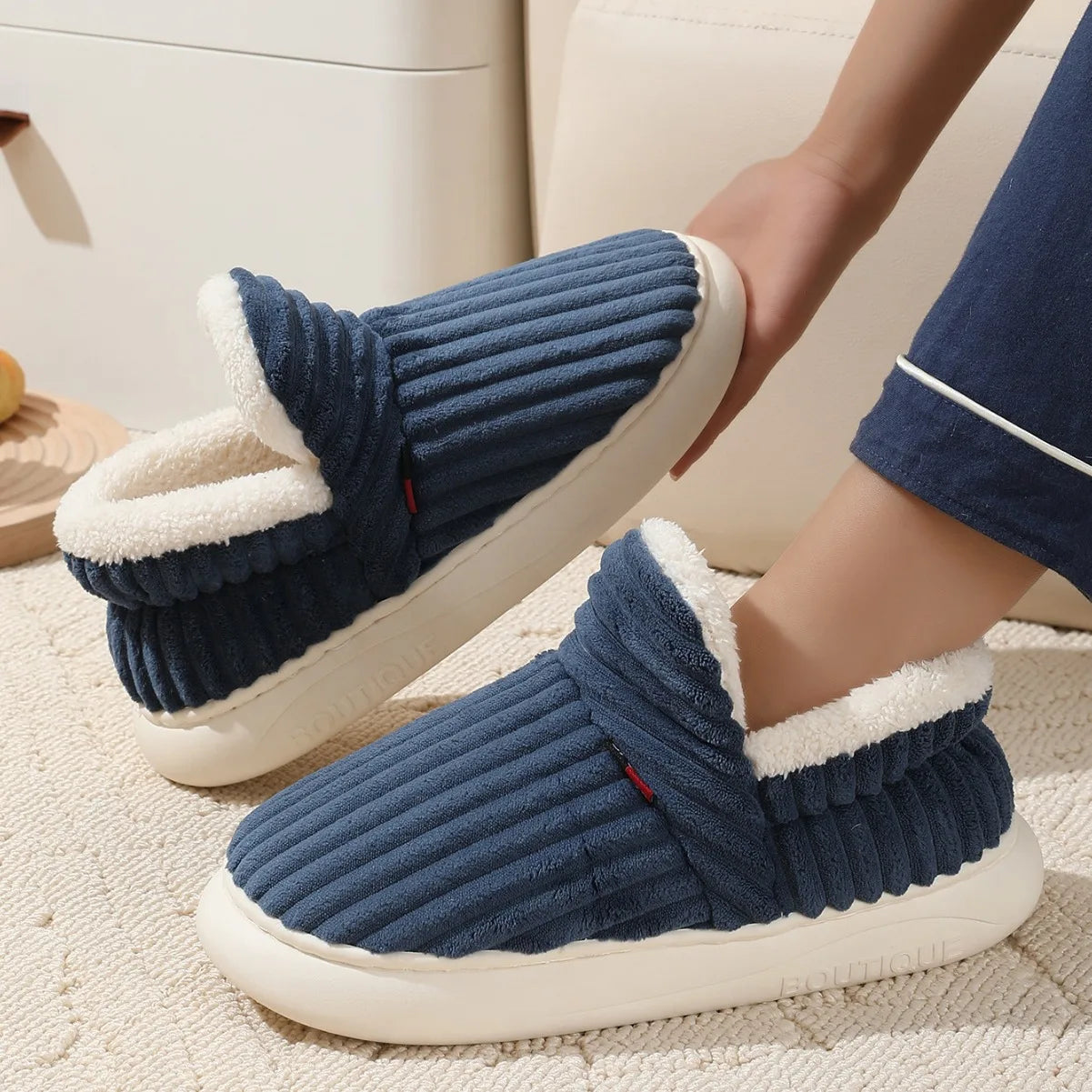 KIDMI Winter Herren Hausschuhe Warme Frauen Hausschuhe Im Freien Rutschfeste Männer Baumwolle Stiefel Flauschige Fuzzy Männer Schuhe Casual Pelzigen Hausschuhe