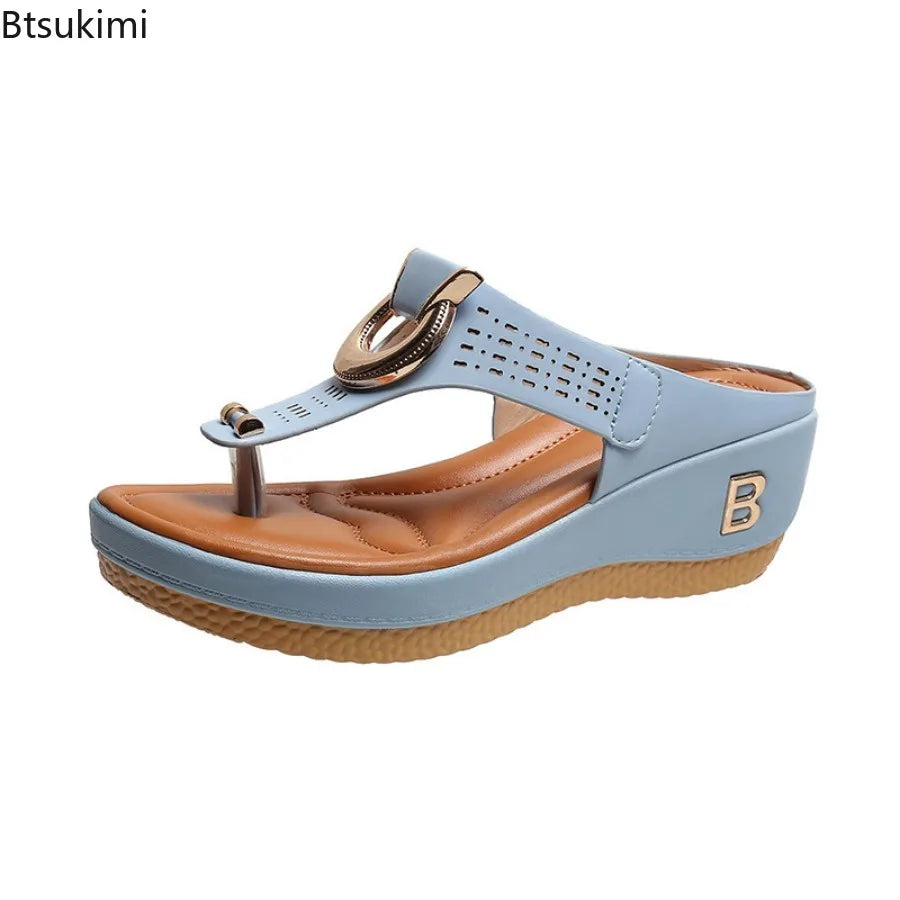 Sommer-Sandalen für Damen 2026: Bequeme Plateau-Keilsandalen und rutschfeste offene Pantoffeln in großen Größen