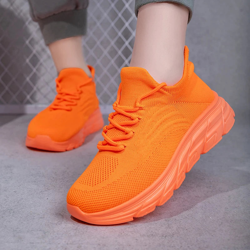 Graue Herren-Laufschuhe – atmungsaktive, mit Spitze gepolsterte, flache Stiefel aus Mesh, leichte Sport-Trainingsschuhe, lässige Design-Schuhe