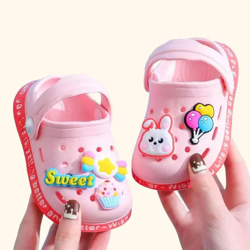 Sommer Kinder SchuheSandalen Loch Kinder Schuhe Hausschuhe Weiche Anti-Skid Cartoon Design Loch Baby Schuhe Sandstrand Für jungen Mädchen