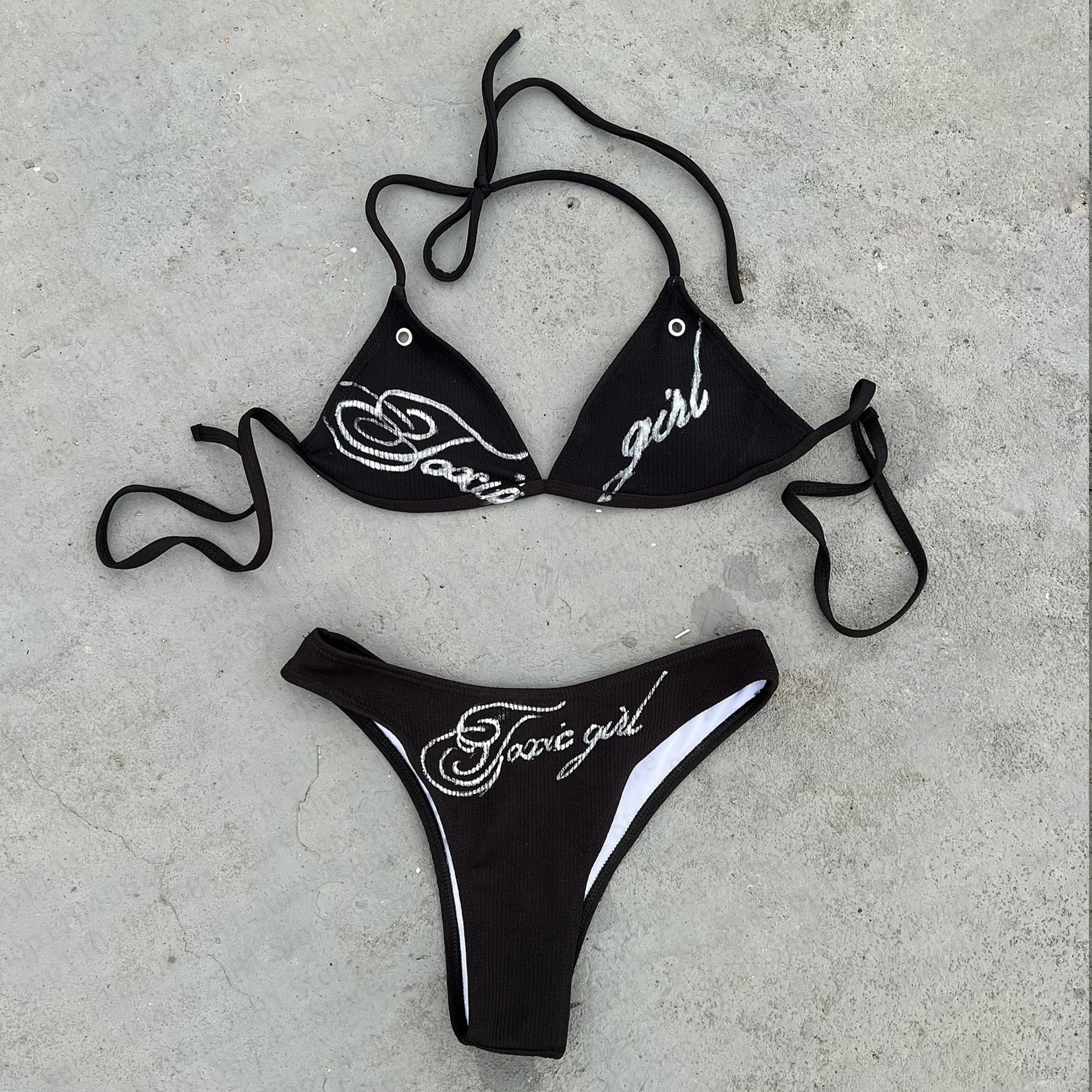 Modischer, mit Buchstaben bedruckter, sexy Bikini-Set für Damen, Badeanzug, Patch-Badeanzug, Hotpants-Set, Sommer, lässig, Nischenmode, Y2k-Stil