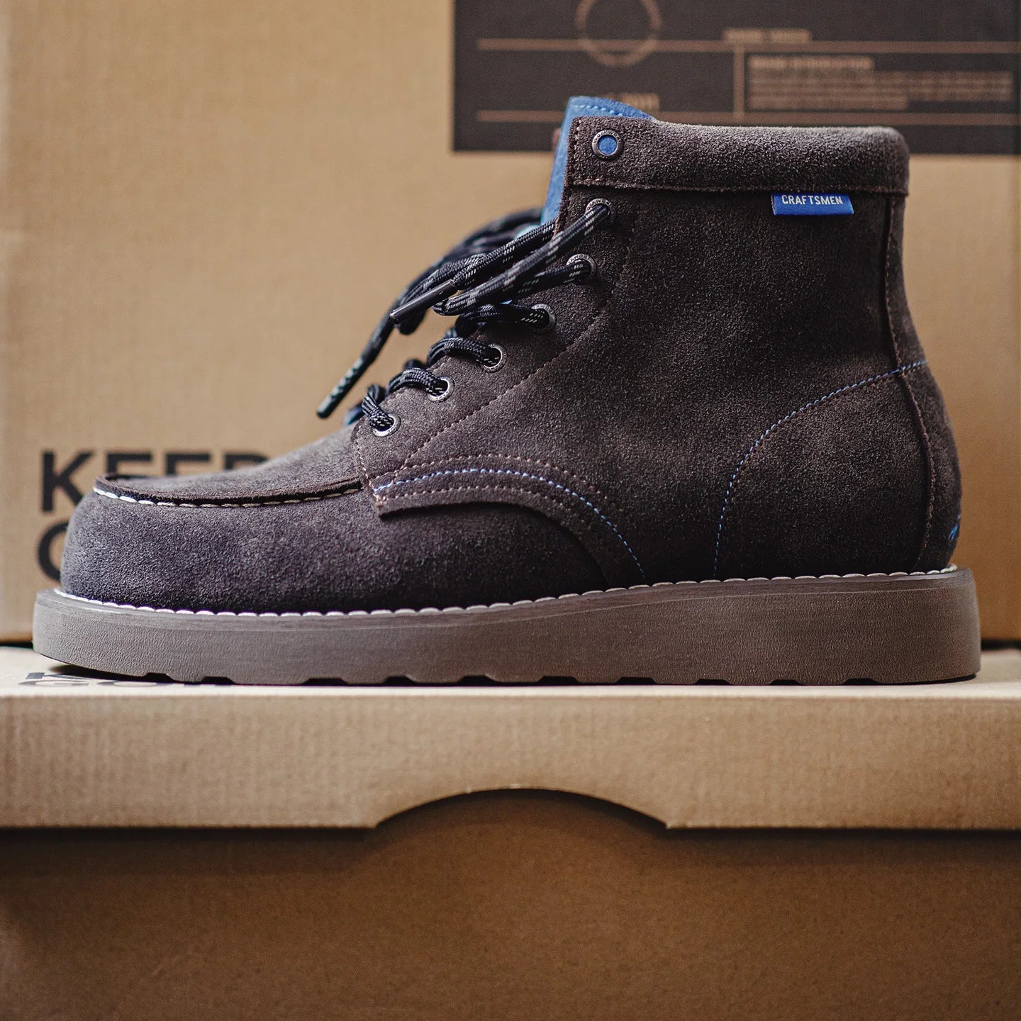 Herren Retro Braune High-Top-Arbeitsstiefel, klobige Sohle, Schnürstiefel aus Kuh-Wildleder, Thermo-Kampfstiefel für Herbst- und Winterschuhe