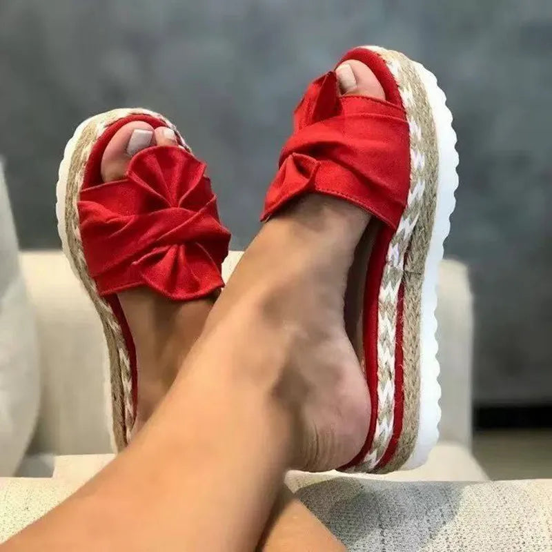 Mode Wildleder Bowkont Sandalen Frauen Keile Heels Licht Hausschuhe Plattform Casual Rutsche Sommer Elegante Damen Einfarbig Hausschuhe
