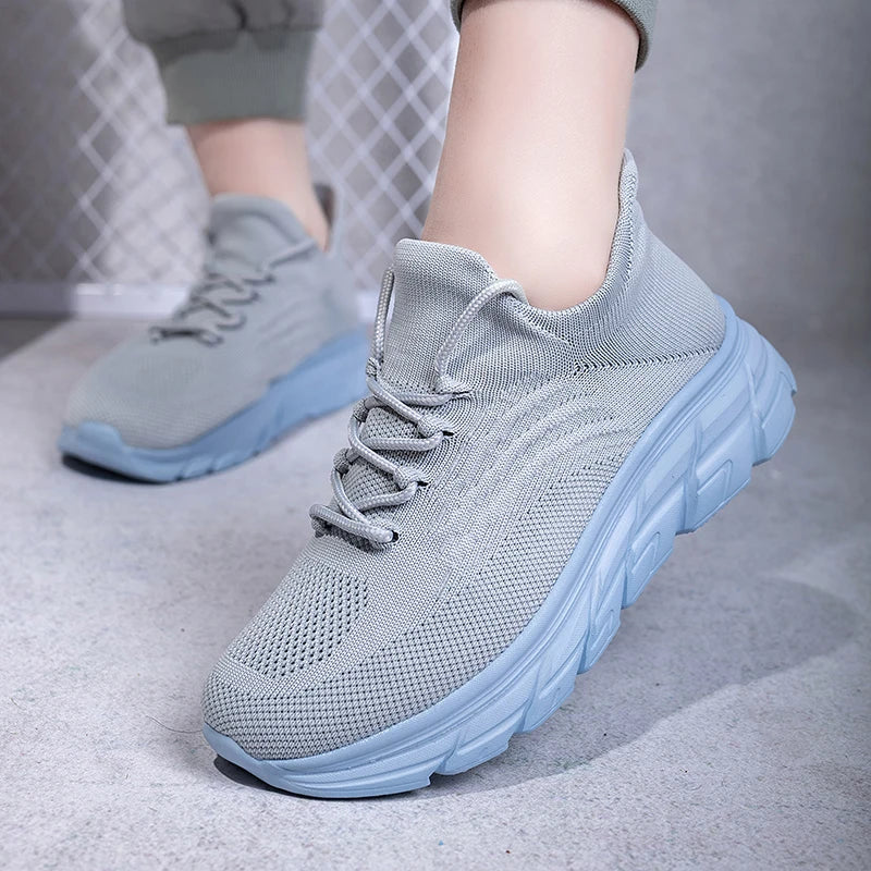 Graue Herren-Laufschuhe – atmungsaktive, mit Spitze gepolsterte, flache Stiefel aus Mesh, leichte Sport-Trainingsschuhe, lässige Design-Schuhe