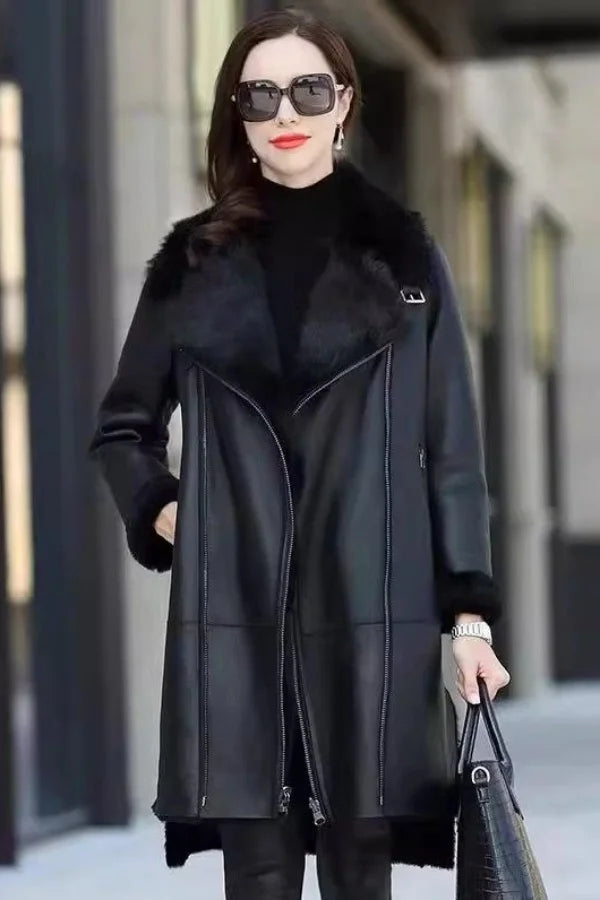 Damen Lederjacke mit Pelzfutter – langer Wintermantel, warm & modisch