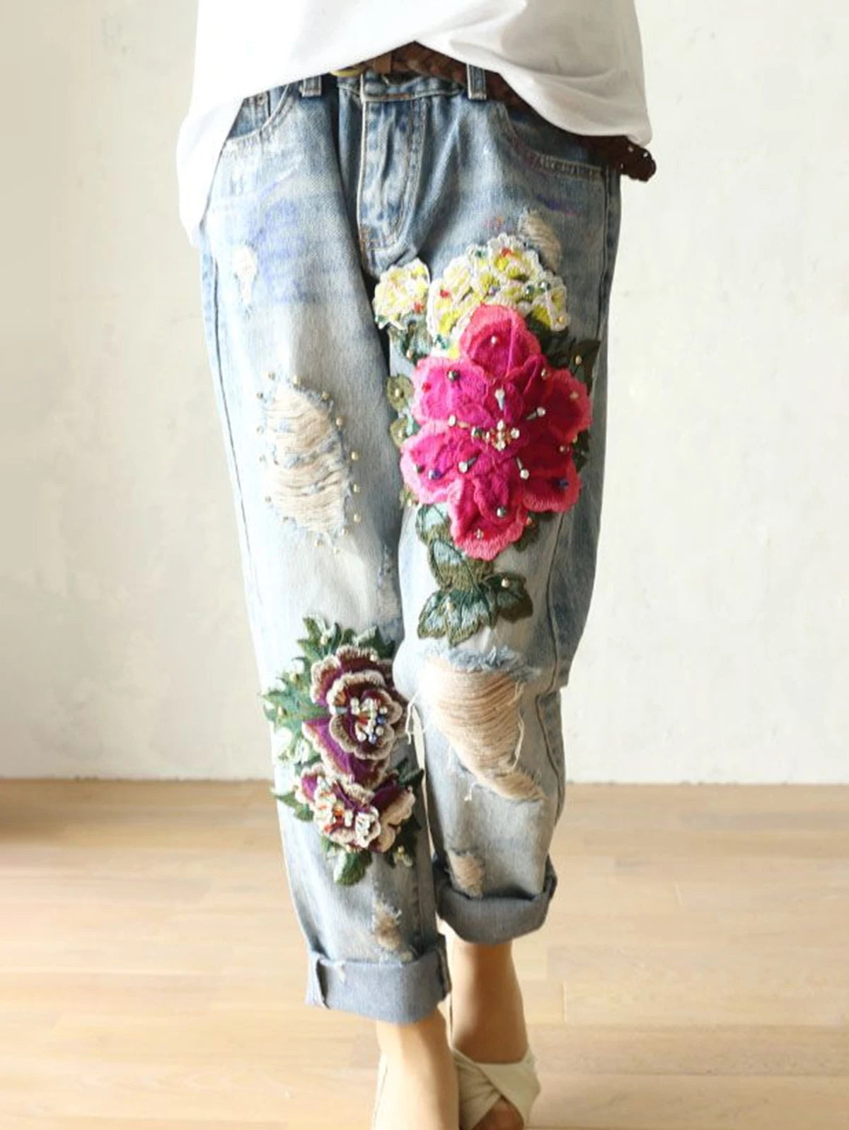 2026 Modische Jeans für Damen Sommer Lässige Blumenstickerei Denim-Hosen Elegante Neue Damen-Loose-Fit Haremshosen
