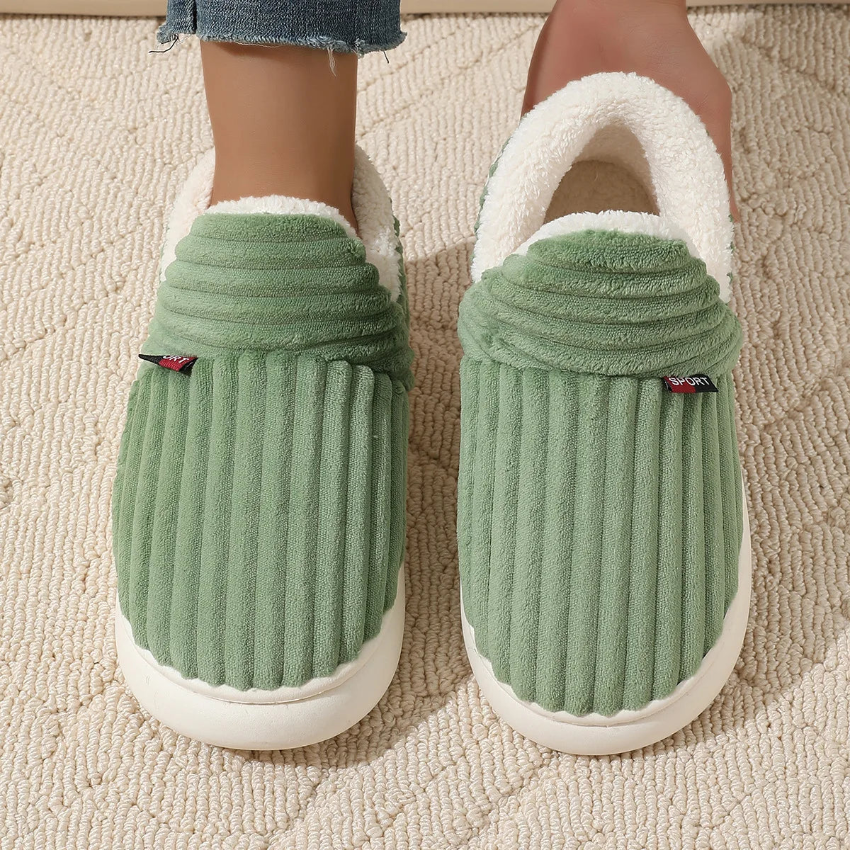 KIDMI Winter Herren Hausschuhe Warme Frauen Hausschuhe Im Freien Rutschfeste Männer Baumwolle Stiefel Flauschige Fuzzy Männer Schuhe Casual Pelzigen Hausschuhe