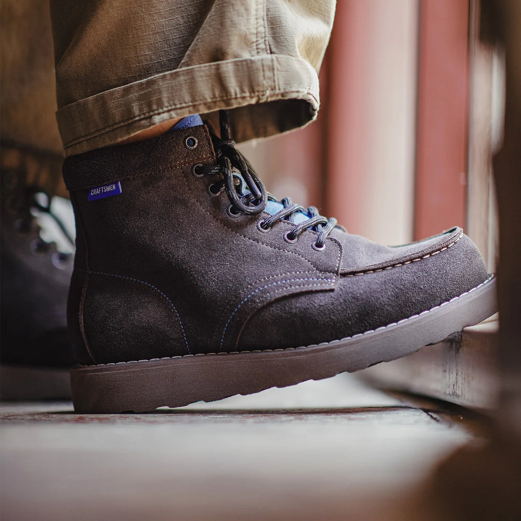 Herren Retro Braune High-Top-Arbeitsstiefel, klobige Sohle, Schnürstiefel aus Kuh-Wildleder, Thermo-Kampfstiefel für Herbst- und Winterschuhe