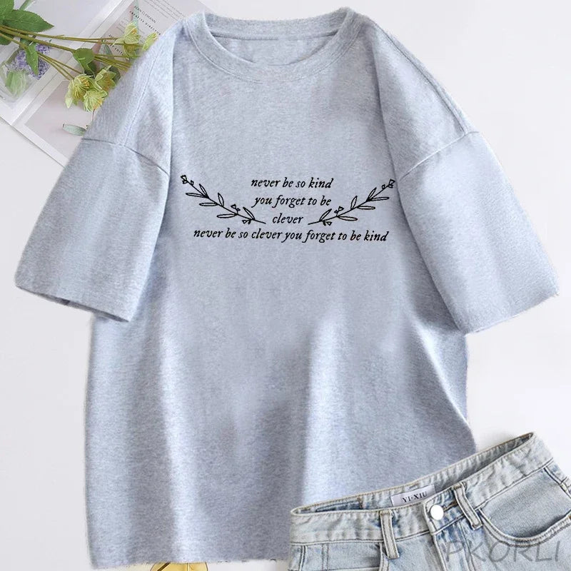 Damen T-Shirt Never Be So Clever You Forget To Be Kind Marjorie Lyrics T-Shirt Damen Baumwolle Kurzarm T-Shirts Streetwear