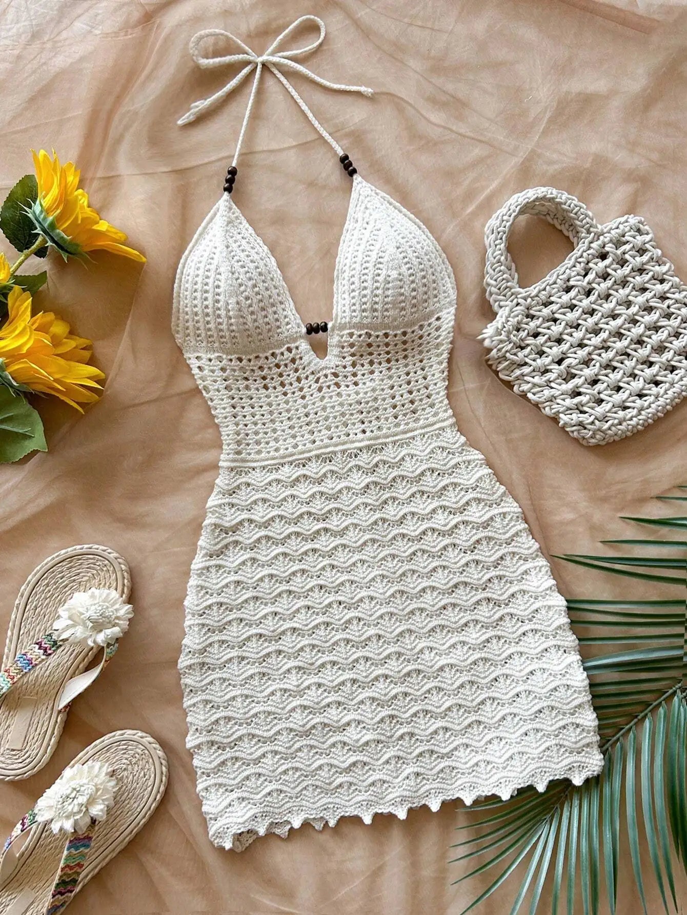 Sommerliches sexy Slim-Fit-Kleid mit ausgehöhlten Holzperlen und V-Ausschnitt, Urlaubsgurten und trägerlosem Strickkleid mit Farbverlauf