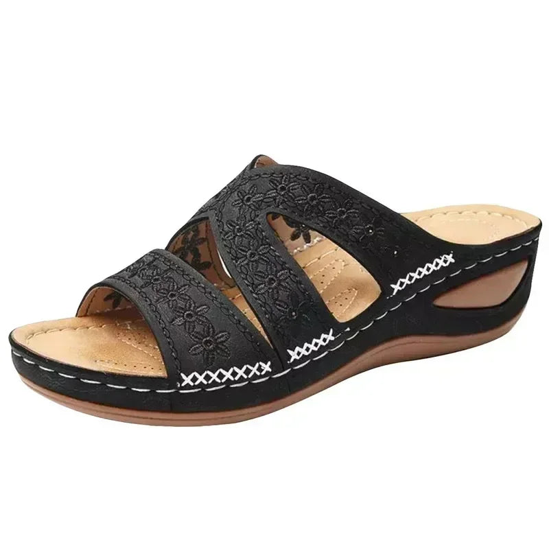 Sommer 2025, Damensandalen mit freiliegenden Zehen, Retro-Anti-Rutsch-Leder, lässige, modische, vielseitige Damensandalen