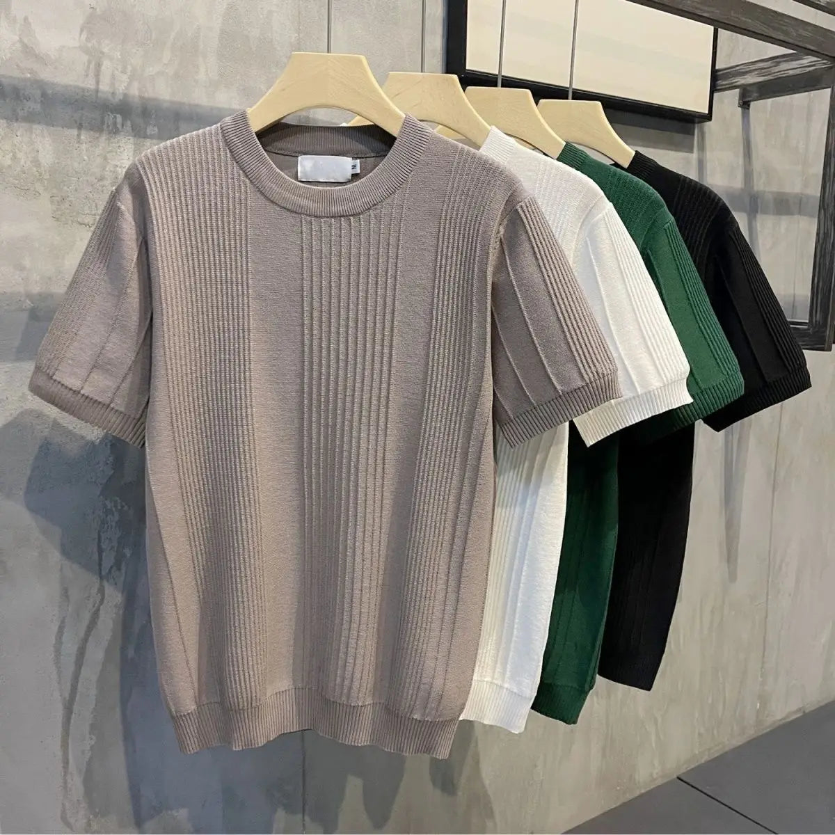 Kurzärmeliges T-Shirt für Herren Gestreiftes Häkel-Strickwaren Retro Einfarbiges Luxus-T-Shirt Schlankes Stylisches Frühling-Sommer Cooles Lässiges Hemd