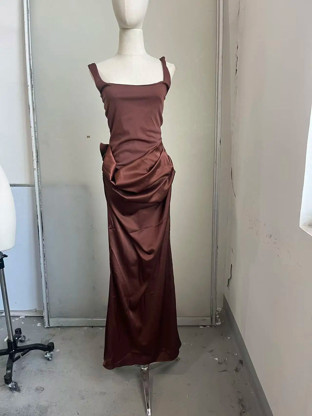 Elegantes Gelbes Trägerloses Plissiertes Kleid für Damen, Schickes Ärmelloses Tailliertes Maxikleid mit Schlitz, 2026 Damen-Abendkleider für Partys