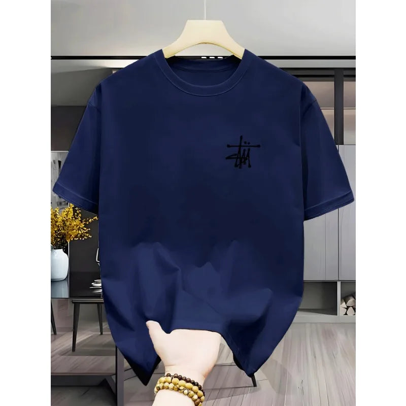 Herren-T-Shirt mit Rundhalsausschnitt, kurzen Ärmeln, sauberem Finish, stilvoll, trocken bequem, waschbar, dehnbar, leicht, modisch.