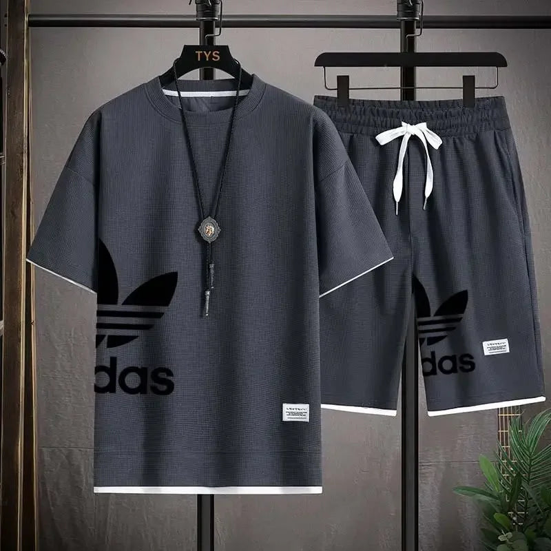 Sommer 2025, neues Herren-Pullover-Sportbekleidungsset, modisches Basketball-Herren-Freizeit-Kurzarm-T-Shirt + Shorts, zweiteiliges Set