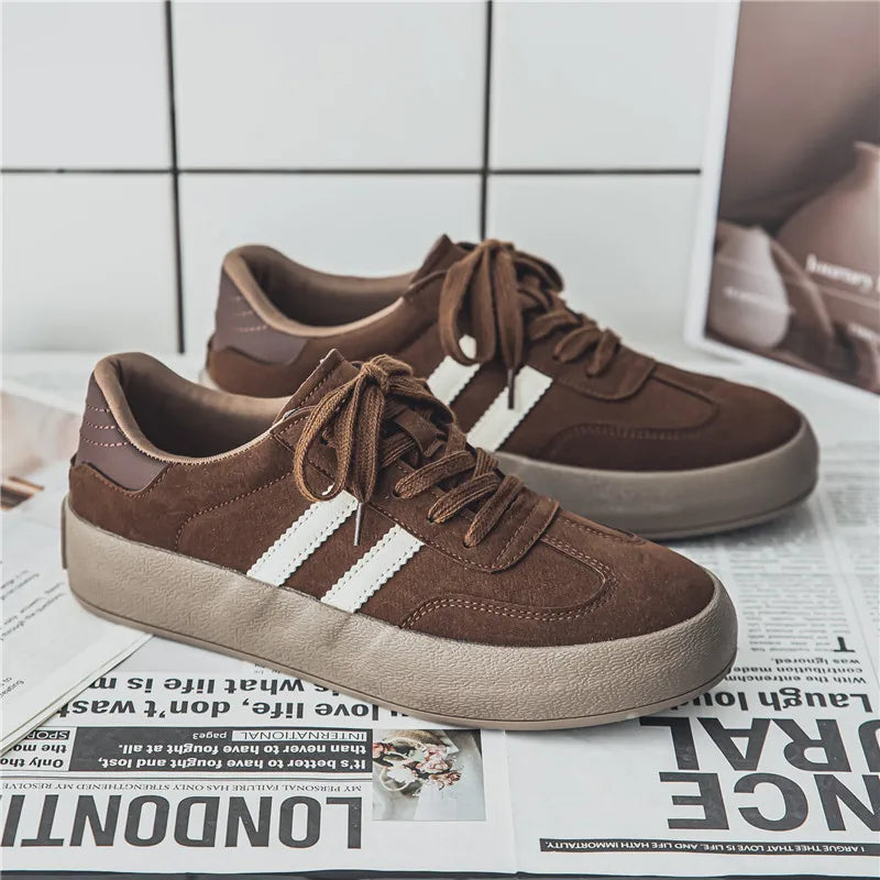 Klassische Marke Männer Braun Wildleder Turnschuhe 2024 Mode Low-top männer Trendy Skate Schuhe Komfort Lässig Vulkanisierte Turnschuhe männer