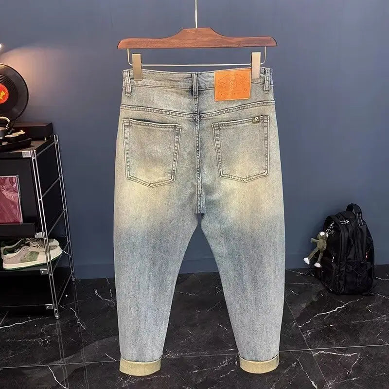 Jeans für Herren Frühling und Herbst, kleine zerrissene Jeans, Herren-Vintage-Hosen, trendige Marke, Harlan-Männerkleidung, Streetwear-Kleidung