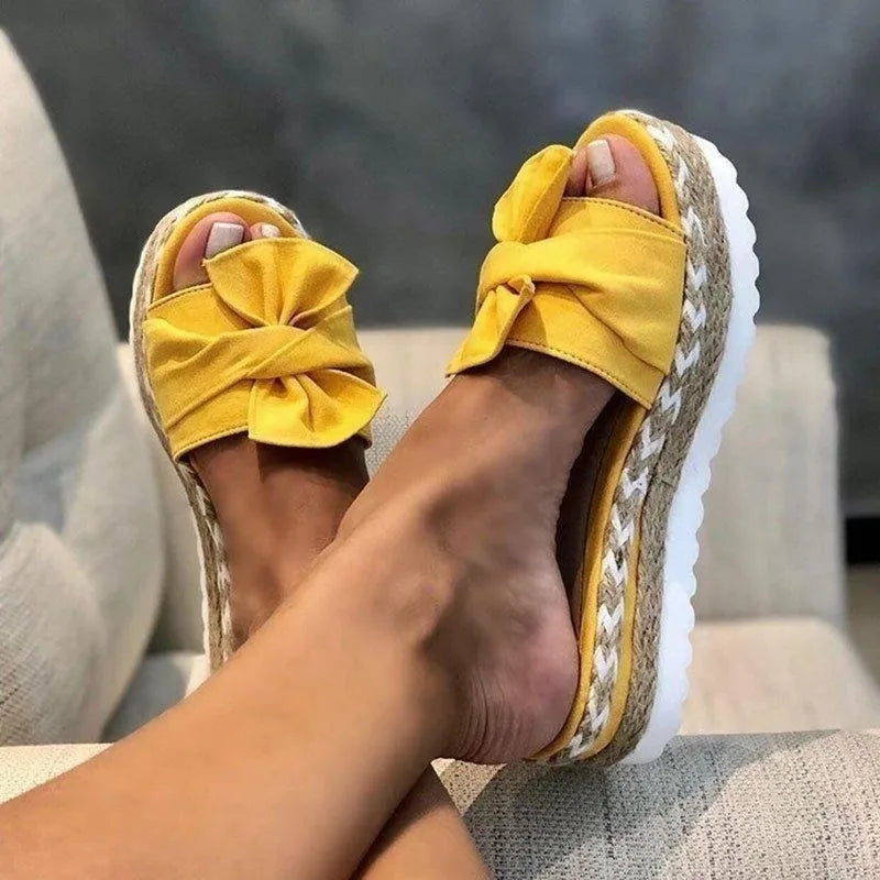 Mode Wildleder Bowkont Sandalen Frauen Keile Heels Licht Hausschuhe Plattform Casual Rutsche Sommer Elegante Damen Einfarbig Hausschuhe