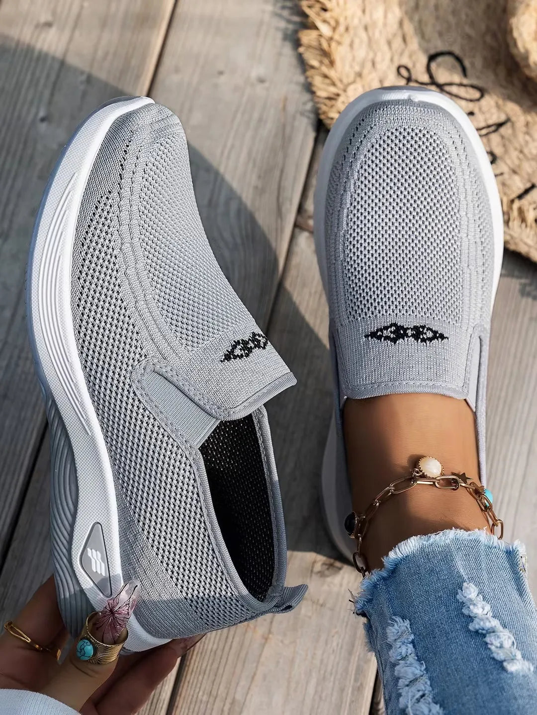 Women's shoes, 2026 summer casual, convenient and comfortable, fashionable single-color casual work shoes