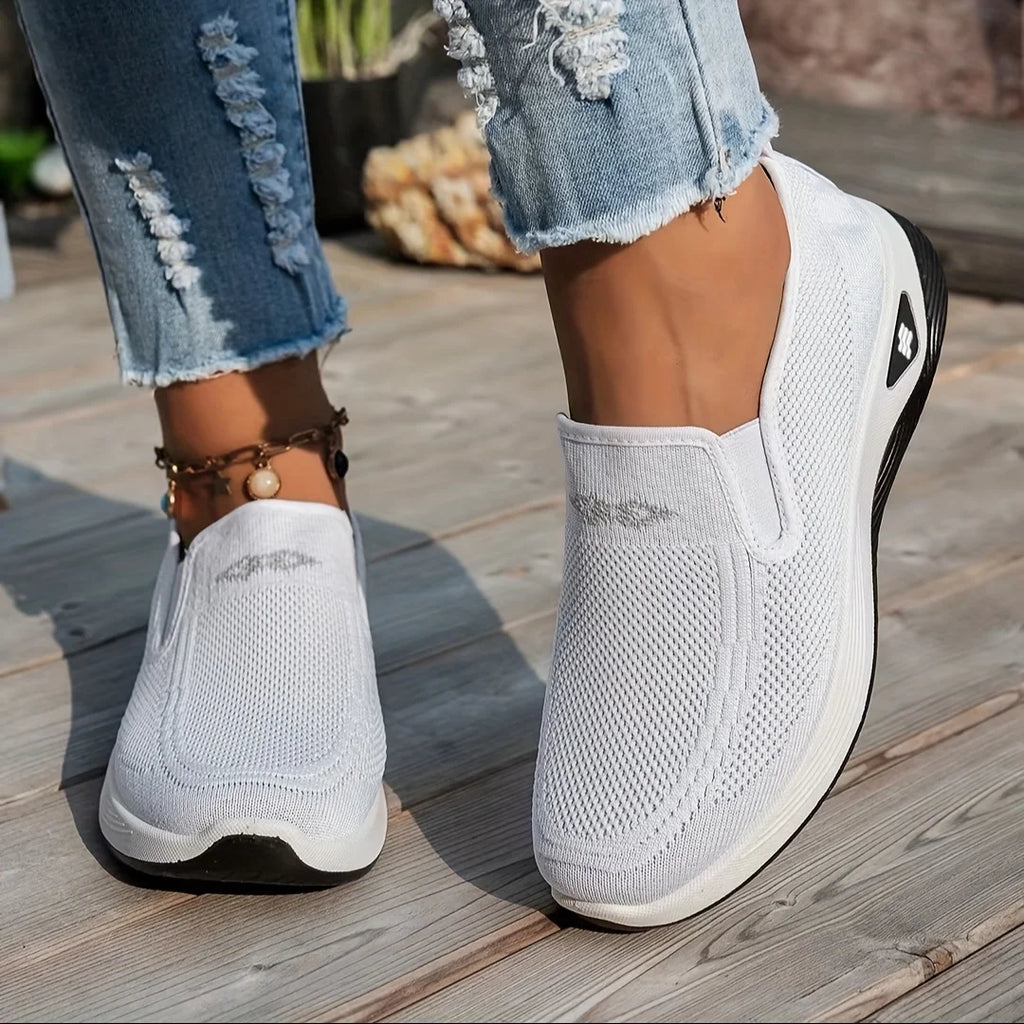 Women's shoes, 2026 summer casual, convenient and comfortable, fashionable single-color casual work shoes