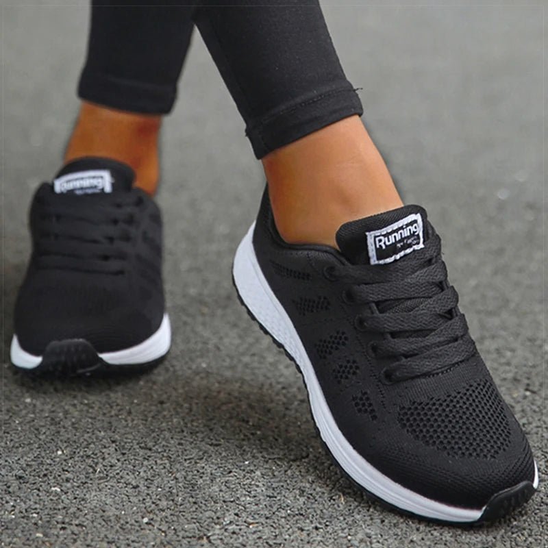 Damen Classic Sneaker – weiße Turnschuhe für Sport, Gym & Freizeit - flohmarkt-deutschland.shop