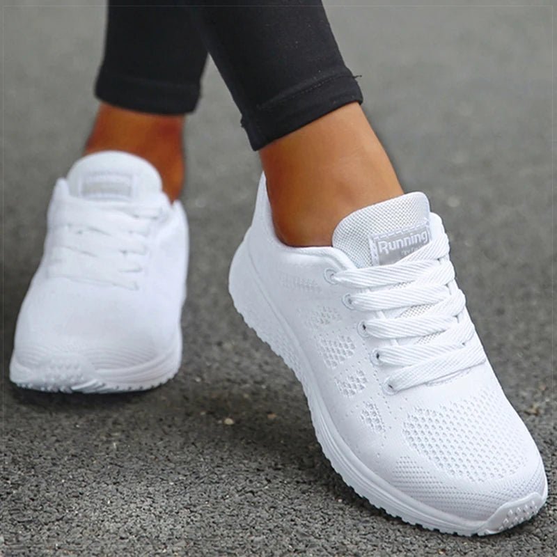 Damen Classic Sneaker – weiße Turnschuhe für Sport, Gym & Freizeit - flohmarkt-deutschland.shop