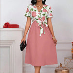 Damen-Midikleid mit Blumenmuster, V-Ausschnitt und Bindegürtel – A-Linien-Kleid mit Rosen-Patchwork und kurzen Ärmeln für Freizeit, Urlaub und Hochzeitsgäste - flohmarkt-deutschland.shop