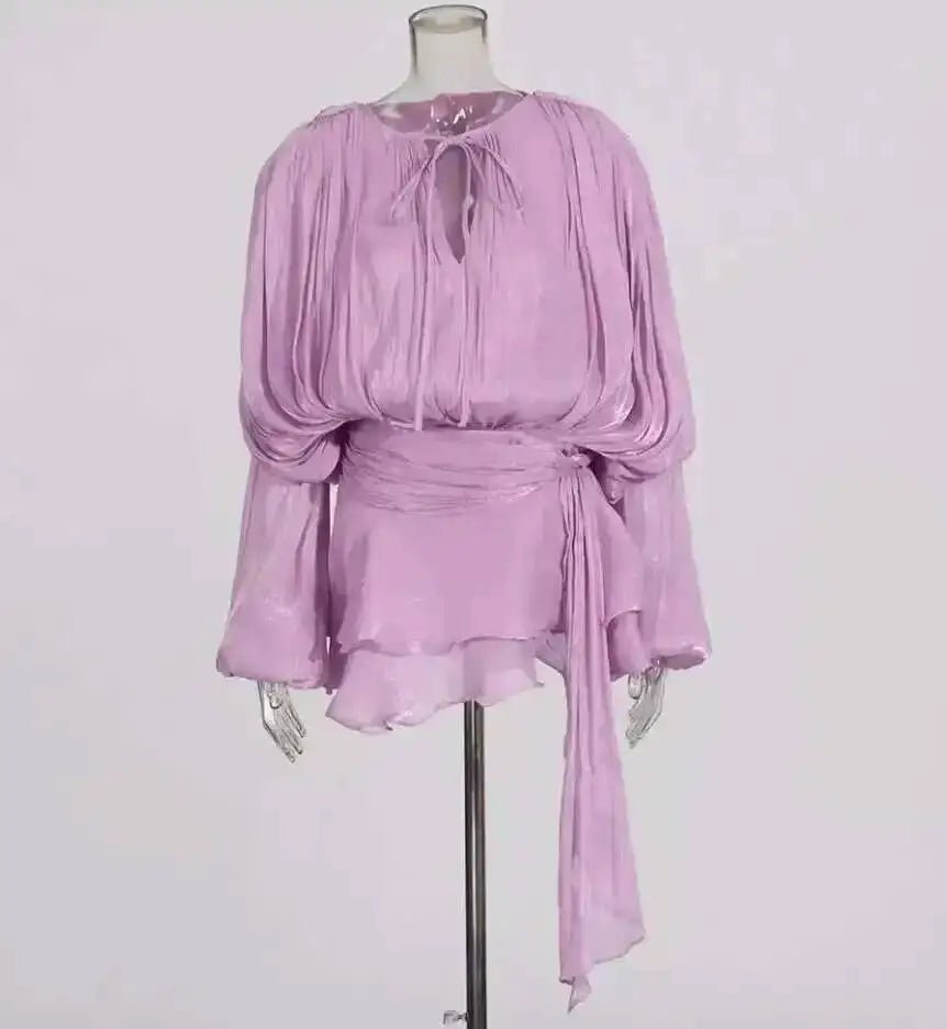 Damen Mini-Kleid - Einfarbige Bluse mit Spitze - flohmarkt-deutschland.shop