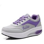 Damen Plateau-Sneaker – modische Turnschuhe mit flacher Sohle in großen Größen - flohmarkt-deutschland.shop