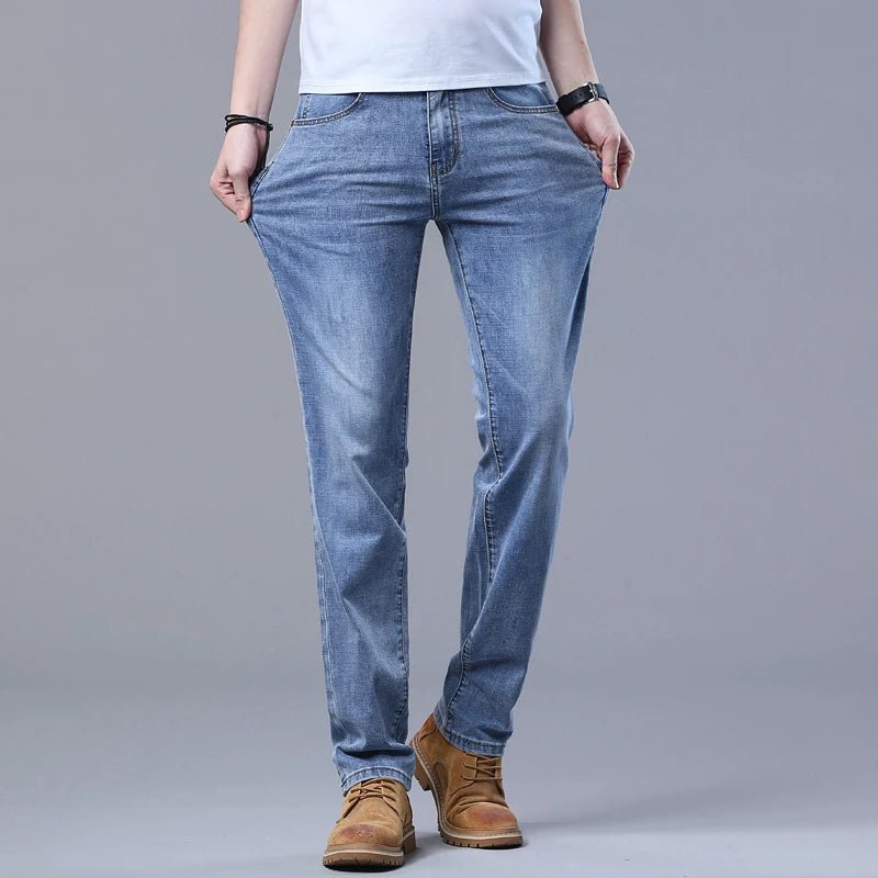 Frühlings-Herren-Jeans in Hellblau, schmal, stilvoll, lässig, Stretch-Stoff, Denim-Hose, klassische Hose, Rauchgrau - flohmarkt-deutschland.shop
