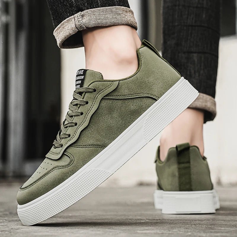 Herren Low-Top Sneaker – Atmungsaktiv, Weiche Sohle, Grün/Schwarz/Rot, Freizeit, Frühling & Herbst - flohmarkt-deutschland.shop