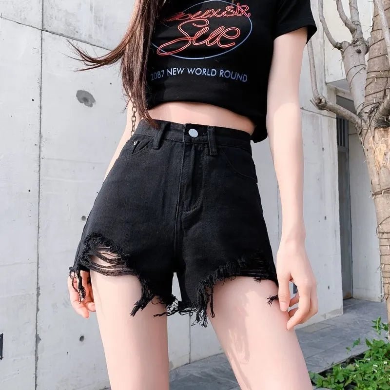 Schwarze High-Waist A-Linien-Jeans-Shorts mit weitem Bein für Damen – Sommer 2026: Trendige Hotpants aus Denim im lockeren, figurformenden Schnitt - flohmarkt-deutschland.shop