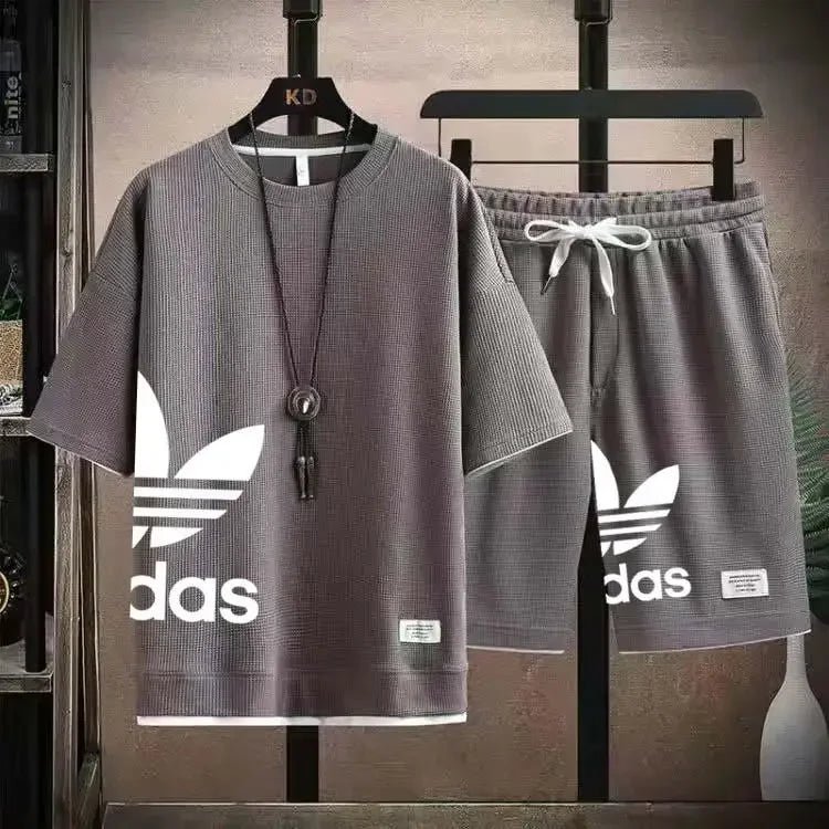 Sommer 2025 Neues Herren-Pullover-Sportbekleidungsset, modisches Basketball-Freizeitset für Herren mit kurzärmeligem T-Shirt + Shorts, zweiteiliges Set. - flohmarkt-deutschland.shop