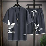 Sommer 2025 Neues Herren-Pullover-Sportbekleidungsset, modisches Basketball-Freizeitset für Herren mit kurzärmeligem T-Shirt + Shorts, zweiteiliges Set. - flohmarkt-deutschland.shop