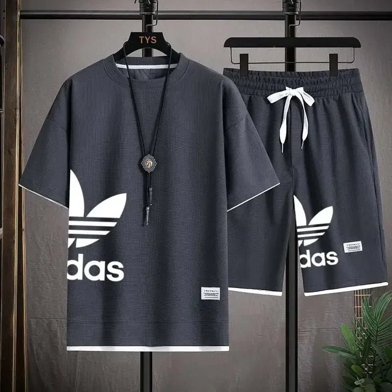Sommer 2025 Neues Herren-Pullover-Sportbekleidungsset, modisches Basketball-Freizeitset für Herren mit kurzärmeligem T-Shirt + Shorts, zweiteiliges Set. - flohmarkt-deutschland.shop